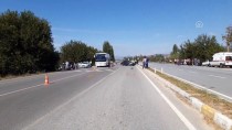 HASAN ŞAHIN - Aydın'da Tırın Çarptığı Motosikletin Sürücüsü Öldü