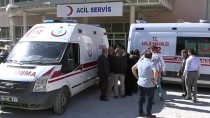 GÜNCELLEME - Hakkari'de Öğrenci Servisi Şarampole Devrildi Açıklaması 2 Ölü, 5 Yaralı