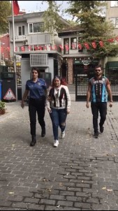 İstanbul'da Motosikletin Üstünde Dans Eden Kadın Maganda Yakalandı