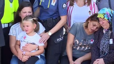 İzmir'de Şehit Polis İçin Tören