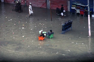 Pakistan'da Sel Felaketi Açıklaması 5 Ölü