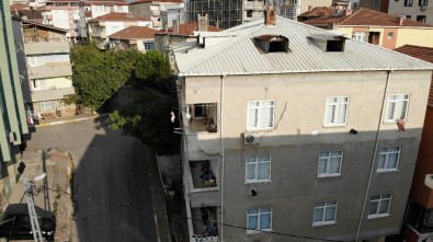 Pendik'te Tahliye Edilen Bina Havadan Görüntülendi