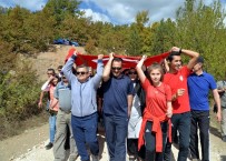 TUGAY KOMUTANI - Bin Kişi Birlikte 5 Kilometre Yürüdü