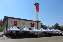 ŞAHINBEY BELEDIYESI - Çamlıca Camii İbadete Açıldı