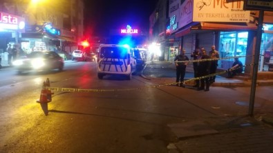 İzmir'de Silahlı Kavga Açıklaması 2 Yaralı