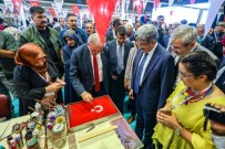 EBRU SANATı - Turizm Ve Seyahat Fuarında Büyükşehir Belediyesi Standına Büyük İlgi