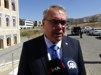 Vali Gündüzöz Açıklaması '30 Yaşına Varmadan Hayatlarını Kaybedeceği Bir Serüvenin İçindeler'