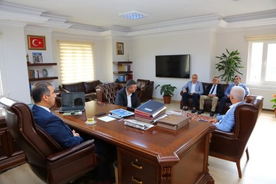 'Yeşilin Gölgesine Mavinin Ötesine Yolculuk' Projesi