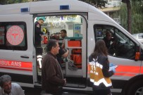 FETHİ SEKİN - Elazığ'da 8 Katlı Binadan Kopan Beton Parçalar 2 Kişiyi Yaraladı