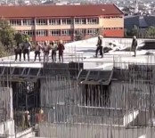 İşçiler İnşaatın Tepesinde Halay Çekti