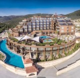 İPTAL KARARI - Kuşadası'nda Ünlü 5 Yıldızlı Otel İcradan Satışa Çıkarıldı