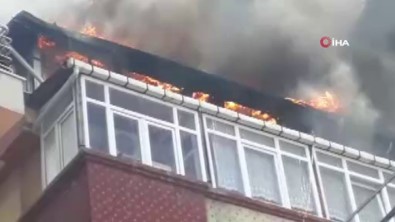 Şişli'de 5 Katlı Bir Binanın Çatı Katında Yangın Çıktı