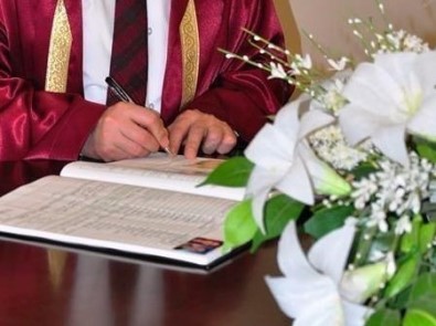 'Türk Aile Yapısını Yıkan En Önemli Sorunların Başında Güvensizlik Geliyor'