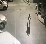 SİLAHLI KAVGA - Fatih'te 18 Yaşındaki Gence Silahlı Saldırı