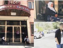 MEHMET AKAR - Diyarbakır'da bir anneden daha HDP önünde oturma eylemi