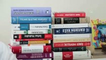 ÇANKAYA ÜNIVERSITESI - Öğrencileriyle Sınava Hazırlandı, Avukat Oldu
