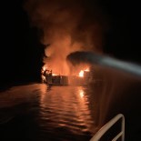 OKYANUS - Tekne Kazasında 25 Kişinin Cesedi Bulundu