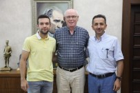 KOÇ ÜNIVERSITESI - YKS Türkiye 86.'Sı Emre Turhan'dan Odunpazarı Belediye Başkanı Kazım Kurt'a Ziyaret