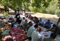 DAĞLıCA - Yüksekova Dağlıca'da 400 Kişilik Piknik Keyfi