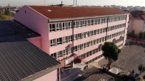 İSTANBUL VALİLİĞİ - Ağır Hasarlı Okul, Havadan Görüntülendi