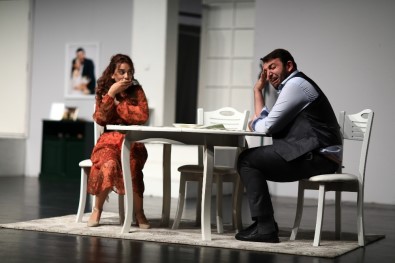 Büyükşehir Tiyatrosu Yeni Sezona 'Merhaba' Dedi