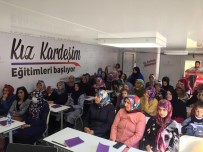 İNTERNET GÜVENLİĞİ - Elazığ'da 'Kız Kardeşim Eğitim TIR'ı Kadınlarla Buluştu
