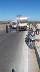 Motosiklet Süt Tankerine Çarptı Açıklaması 1 Yaralı