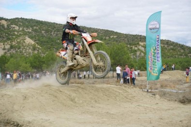 Pirinç Festivalinde Motokros Gösterileri Büyüledi