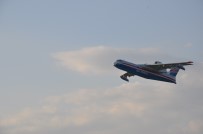 RUSYA DEVLET BAŞKANı - Rusya'dan Alınması Planlanan Yangın Söndürme Uçağı Manisa'da Test Edildi