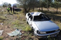 SIVAS CUMHURIYET ÜNIVERSITESI - Sivas'ta İki Trafik Kazasında 7 Kişi Yaralandı