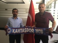 Başkan İşeri'den Kahta 02 Spor'a Destek