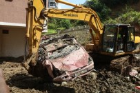 Rize'de toprak kayması!