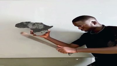 Güney Afrika'daki Şiddete, Gözü Yaşlı Mandela Resmi İle Tepki