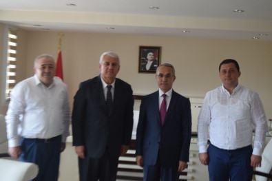 İESOB'dan Aliağa Kaymakamı Tekin'e Ziyaret