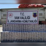 ŞÜPHELİ ARAÇ - Soğan Çuvallarının Altında 4 Bin Paket Kaçak Sigara Çıktı