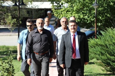 Vali Arslantaş, Erzincan'ın Turizm Beldelerinden Çağlayan Ve Mollaköy'de İncelemelerde Bulundu