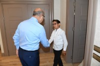 MAHMUT DEMIRTAŞ - Vali Olmak İsteyen Furkan, Vali Demirtaş İle Buluştu