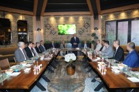 DUMLUPıNAR ÜNIVERSITESI - Yalçın Ve Dündar'a Veda