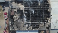 BARAKFAKI - Bursa'da Fabrika Yangını Söndürüldü, Çalışmalar Havadan Böyle Görüntülendi