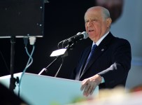 Devlet Bahçeli'yi Anlatan İlk İngilizce Kitap