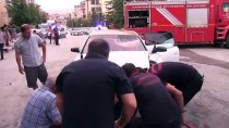 DAMACANA - Kahramanmaraş'ta Kamyonet İle Otomobil Çarpıştı Açıklaması 2 Yaralı