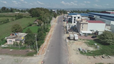 Kartepe'de Yol Çalışmaları Devam Ediyor