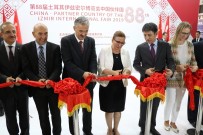 Bakan Pekcan İEF'te Çin Standının Açılışını Yaptı