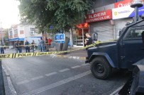 OK MEYDANI - Beyoğlu Börekçide Silahlı Saldırı 1 Ölü 1 Yaralı