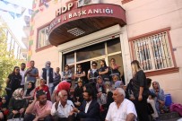 ÜNİVERSİTE ÖĞRENCİSİ - 'Evlat' Nöbetindeki Ailelerden HDP'ye Tepki