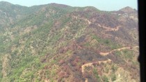 GÖCEK - Muğla'da Yanan Ormanlık Alan Havadan Görüntülendi