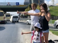 AVUSTRALYA - (Özel) Avrupalı Çiftin 5 Yaşındaki Kızları İle Otostop Serüveni