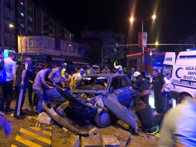 Polis Noktasından Kaçan Araç Kaza Yaptı Açıklaması 5 Yaralı