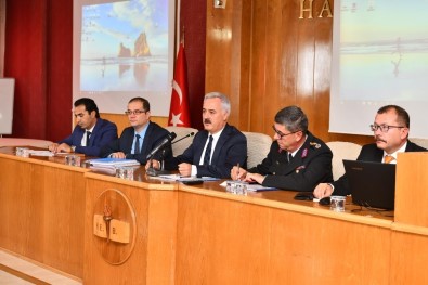 Vali Seymenoğlu'ndan Okul Kantini Ve Öğrenci Servisi Denetiminin Arttırılması Talimatı