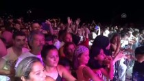 İSMAİL CEM - Ziynet Sali Kuşadası'nda Konser Verdi